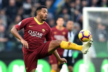 Wegen rassistischen Beleidigungen: Lebenslanges Stadionverbot für Roma-Fan