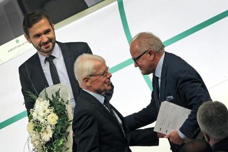 DFB-Präsidium neu geordnet - erstmals Vergütungsausschuss installiert