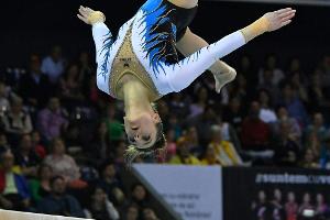 Kunstturn-WM in Stuttgart: Ex-Weltmeisterin Schäfer nur Ersatz