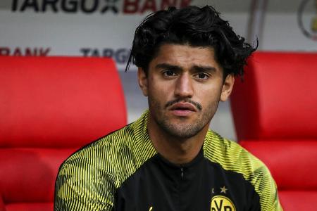 Bei der U21-Europameisterschaft in Italien noch einer der stärksten Spieler des Turniers, beim BVB auch in seiner dritten Sa...