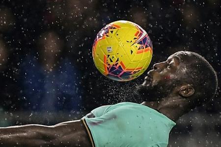 Nach erneuten Anfeindungen: Inter-Stürmer Lukaku fordert UEFA zum Handeln auf