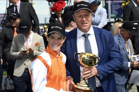 Galopper Vow and Declare gewinnt Melbourne Cup