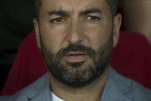 Granada verlängert mit Trainer Martinez