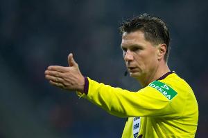 "Kriegsähnliche Zustände": Ex-Schiri Kinhöfer kritisiert Spieler und Trainer