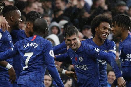 England: Leicester und Chelsea schieben sich an ManCity vorbei
