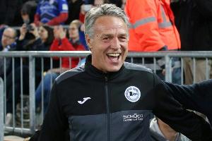 Bielefeld verlängert mit Trainer Neuhaus bis 2022