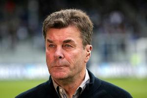 Knieschmerzen zwingen HSV-Coach Hecking zur Pause