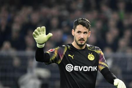 Bürki verteidigt Favre: 