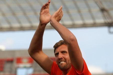 Nowitzki als Referent bei der DFB-Akademie