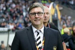 Eintracht-Vorstand Hellmann kritisiert Fans nach erneutem Pyro-Ärger