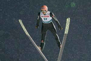 Geiger fliegt auf Platz zwei - Eisenbichler verpasst zweiten Durchgang