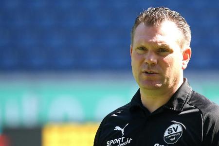 Sandhausen verlängert mit Trainer Koschinat