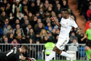 Real stolpert im Titelrennen