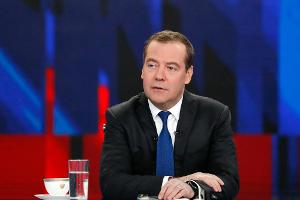 Premierminister Medwedew bezeichnet Sperre als "antirussische Hysterie"