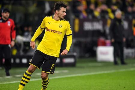 Agierte in der Defensive sehr aufmerksam und fing viele Zuspiele schon frühzeitig ab. Im Stellungsspiel deutlich verbessert,...