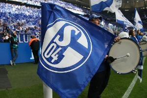 Schalke-Fan verstirbt auf dem Weg zum Spiel in Wolfsburg