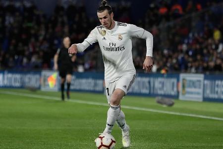 Real Madrid versucht den Waliser mit allen Mitteln loszuwerden. Der Umstand, dass die Königlichen eine satte Ablöse fordern ...