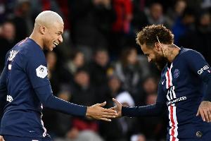 PSG baut Siegesserie aus - Doppelpack Mbappe