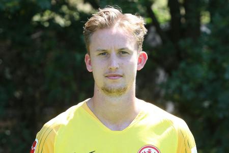 Frankfurt ohne Torwart Rönnow - Gacinovic 