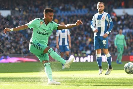 Der gerade einmal 18-jährige Brasilianer ist das nächste Super-Talent vom FC Santos, das den Sprung nach Europa wagte. 45 Mi...