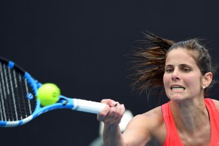 Struff unterliegt Djokovic, Kohlschreiber und Görges in Runde zwei