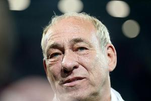 Anti-Rassismus: Fischer fehlt "Durchschlagskraft des Fußballs"