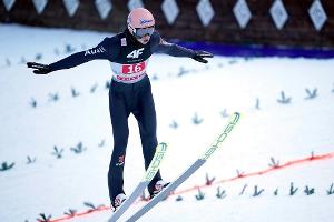 DSV-Adler gewinnen Teamspringen in Zakopane