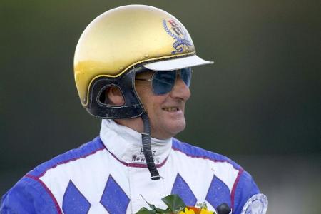 Trab-Goldhelm Wewering wird ein Siebziger