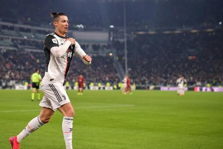 Italien feiert Ronaldos 50. Tor: 