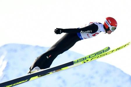 Kombination: Frenzel nach starkem Sprung schon Dritter - Riiber klar vorne