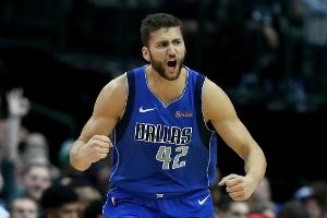 Schröder im Schatten der Rekordspieler Kleber und Theis