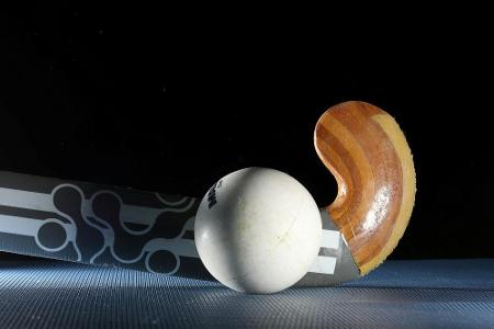 Hockey: Hallentitel für Köln und Club an der Alster