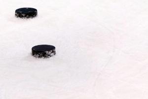 Neuer Vertrag zum Jubiläum: Schönberger bleibt in Straubing