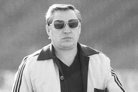 Als Torhüter des Rekordabsteigers Tasmania Berlin hatte es Klaus Basikow in der Saison 1965/66 nicht leicht. Zwar stand er n...