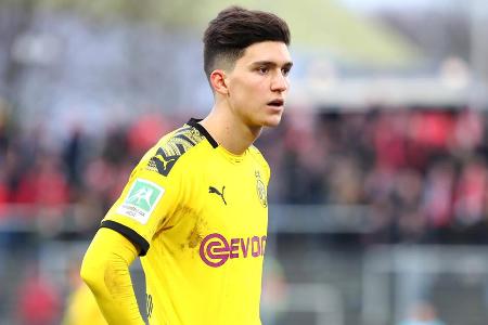 Im Januar 2019 überwies der BVB satte 15,5 Millionen Euro an die Boca Juniors, um sich die Dienste des damals 19-jährigen In...