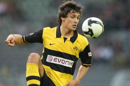 Im Sommer 2009 schlug der BVB dem großen Konkurrenten FC Bayern ein Schnippchen und lotste das 20-jährige Bayern-Eigengewäch...