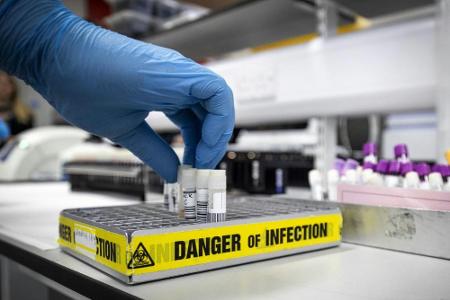 Australien: Erster Fußballprofi positiv getestet