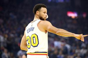 NBA: Superstar Curry feiert Comeback