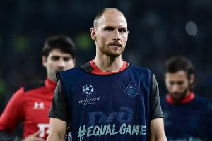 "Wahnsinn": Höwedes kritisiert Russlands Umgang mit der Coronakrise