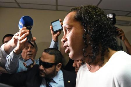 Dramatische Wende: Ronaldinho in Fake-Pass-Affäre festgenommen