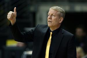 Meister München schlägt Oldenburg