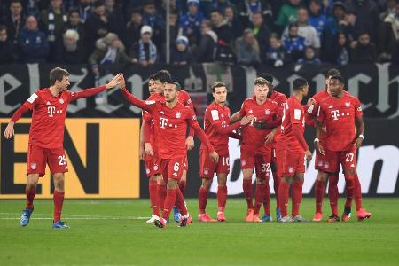 Dank eines 1:0-Arbeitssiegs beim FC Schalke 04 zieht der FC Bayern München erneut ins Halbfinale des DFB-Pokals ein. Gegen k...