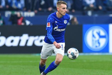 Zeigte bei seinem erst zweiten Startelfeinsatz keinerlei Nervosität und fügte sich zunächst sehr gut in den Defensiv-Verbund...