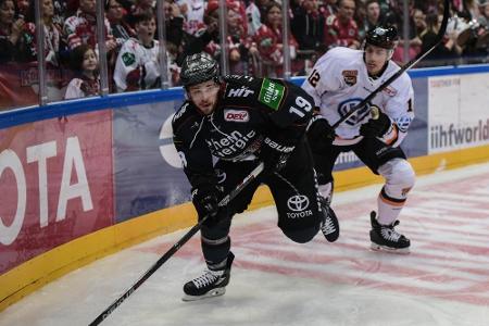 DEL: Straubing holt Wolfsburger Latta