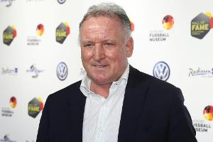 Balkon-Interview mit Brehme: "Ich schreibe Jogi vor Spielen immer eine SMS"