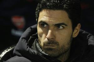 Corona: Arsenal-Teammanager Arteta und Chelsea-Profi Hudson-Odoi positiv getestet