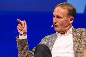 Hans-Joachim Watzke hat am Sonntagabend in der 'ARD Sportschau' für Aufhebens gesorgt. Angesprochen auf die Corona-Krise, di...