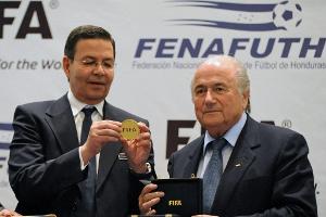 Blatter bestreitet groß angelegten Stimmenkauf bei WM-Vergaben 2018 und 2022