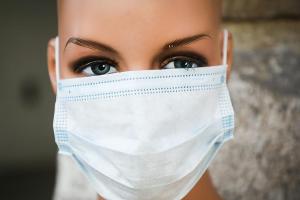 Bayern unterstützt mit Gesichtsmasken "WeKickCorona"