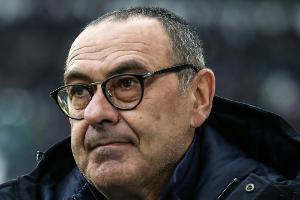 Juve-Trainer Sarri spendet 4000 Atemschutzmasken